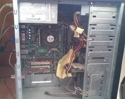 (电脑主机按着没反应开不了机)电脑主机无法启动，按下电源无反应，怎么办？